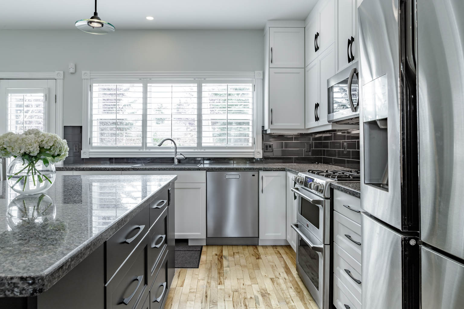 Custom Kitchen Renovations Calgary - Image 5